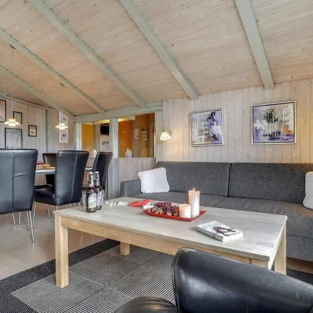Holiday home Tennie - 300m From The Sea By Interhome Blavand