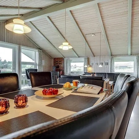 Tennie - 300m From The Sea By Interhome 펜션