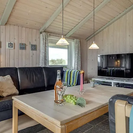 Holiday home Tennie - 300m From The Sea By Interhome Blavand