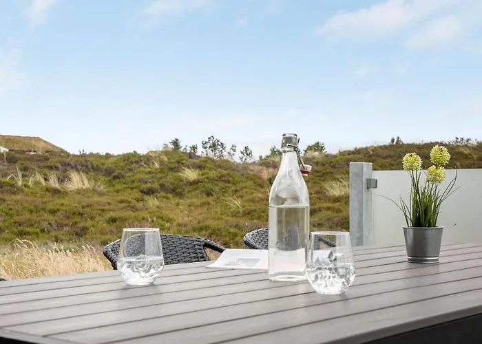 Tennie - 300m From The Sea By Interhome *